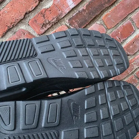 Nike Air Max SC Athletic Shoes - Picture 3 of 5